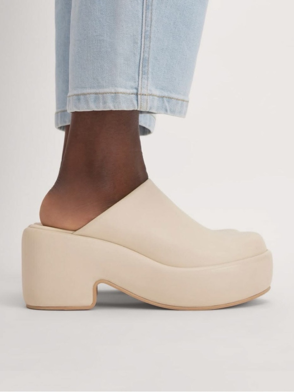 Everlane The Puffa Clog by Parchment